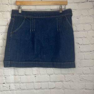 Elle Women’s Blue Jean Denim Mini Skirt Pleated size 10 with Pockets